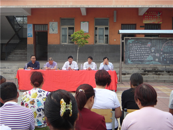 岷堡沟村委会领导团队全新亮相，展望未来发展之路